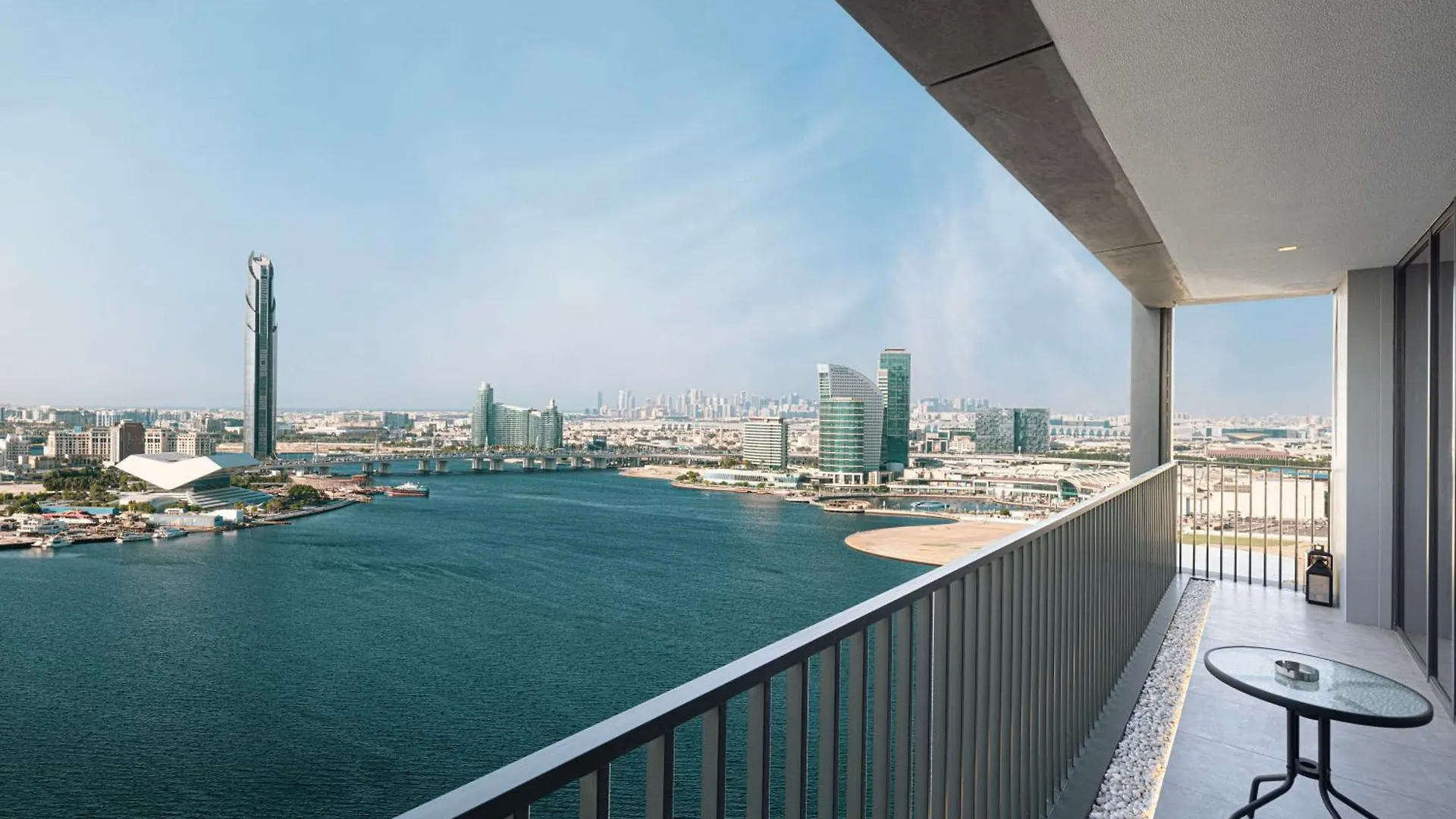Apartment Luxury 2-Bedroom Apt With Spectacular Sea Views Dubai