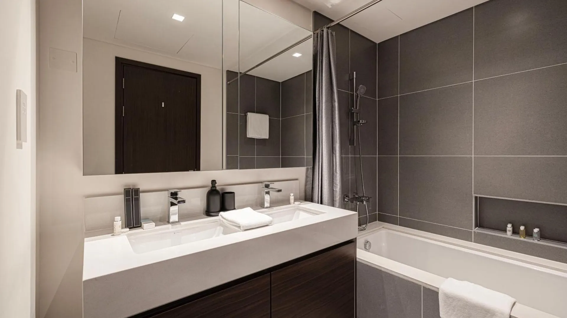 Luxury 2-Bedroom Apt With Spectacular Sea Views Dubai 0*,
