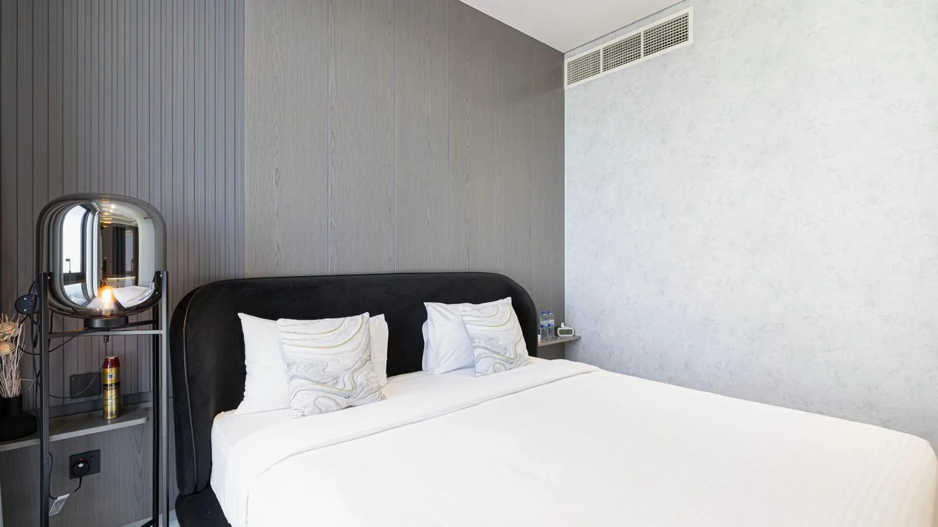 Apartment Luxury 2-Bedroom Apt With Spectacular Sea Views Dubai