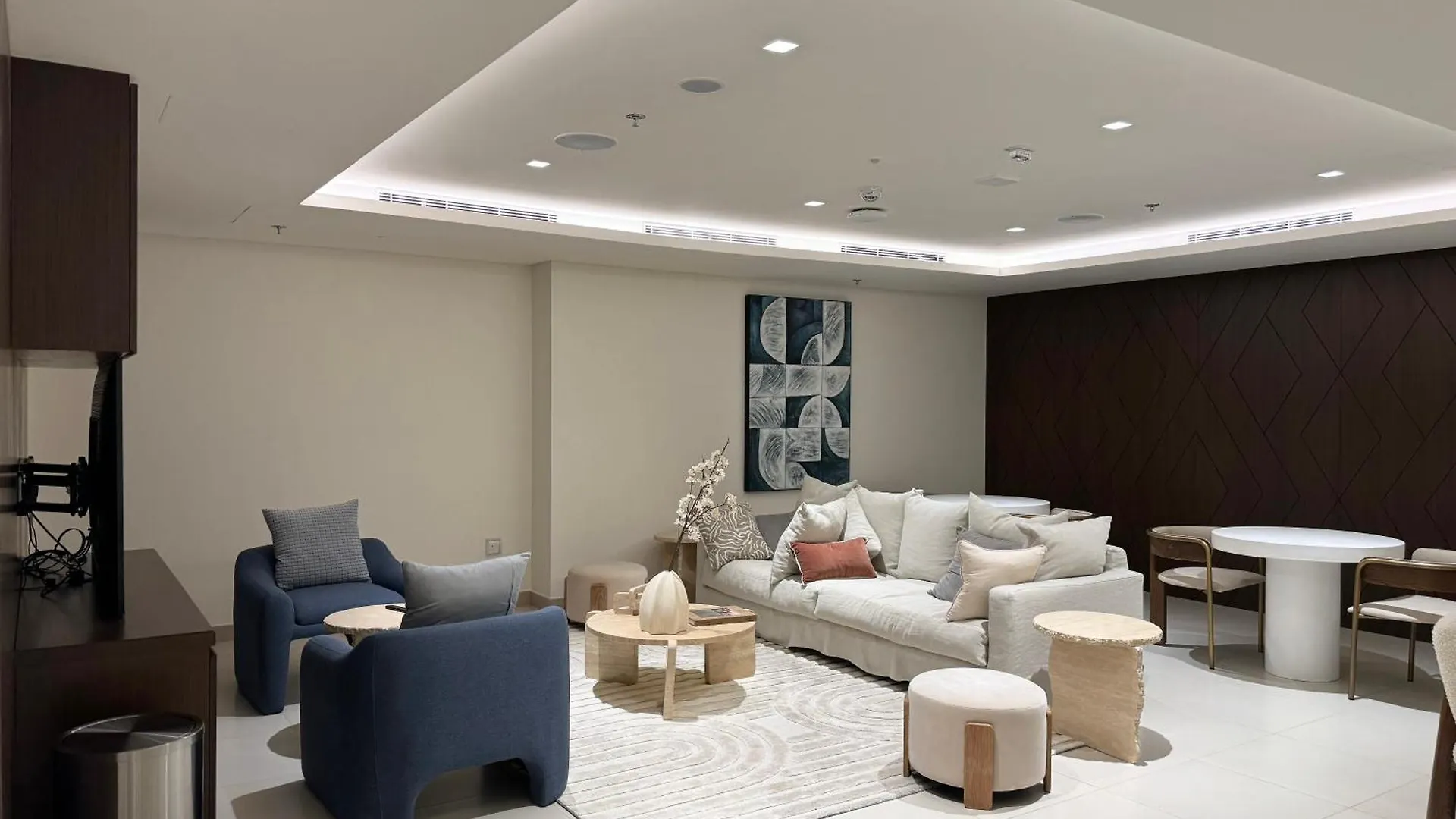 Luxury 2-Bedroom Apt With Spectacular Sea Views Dubai